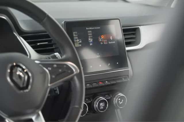 Renault Captur (2020) thumbnail 48