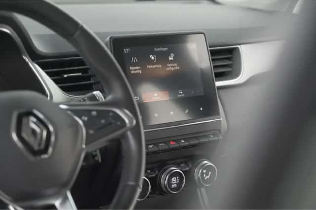 Renault Captur (2020) thumbnail 52