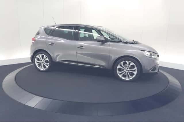 Renault Scénic (2018) thumbnail 4