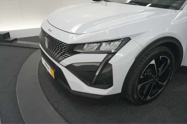 Peugeot 408 (2024) thumbnail 17