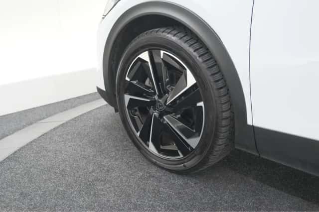 Peugeot 408 (2024) thumbnail 21