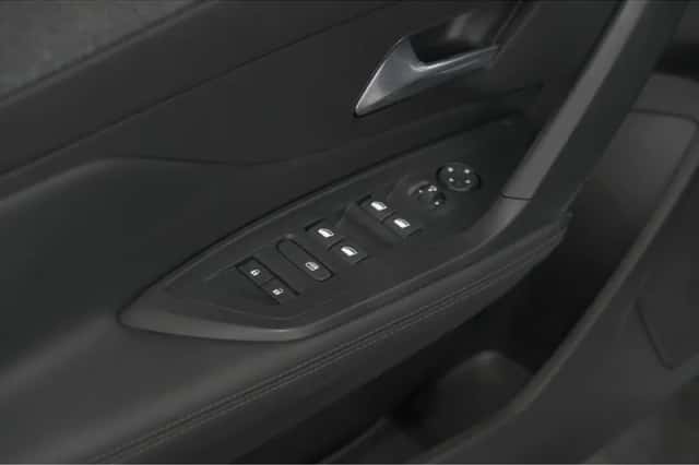 Peugeot 408 (2024) thumbnail 30