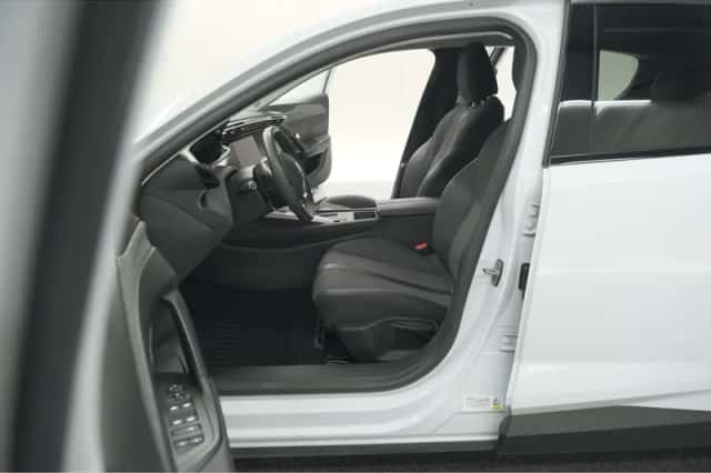 Peugeot 408 (2024) thumbnail 31