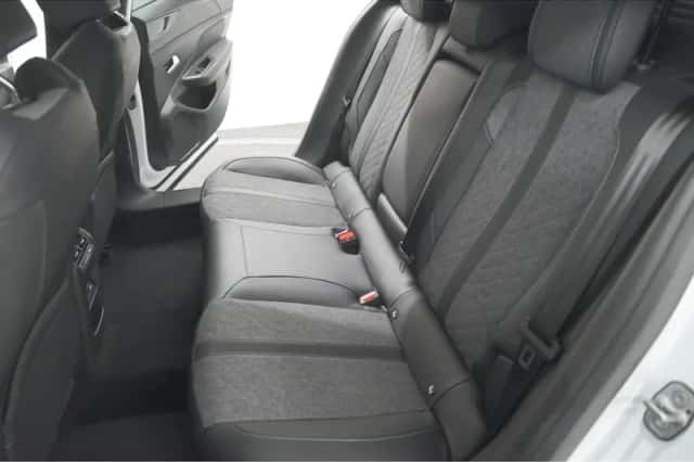 Peugeot 408 (2024) thumbnail 35