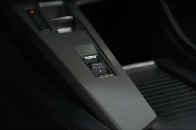Peugeot 408 (2024) thumbnail 46