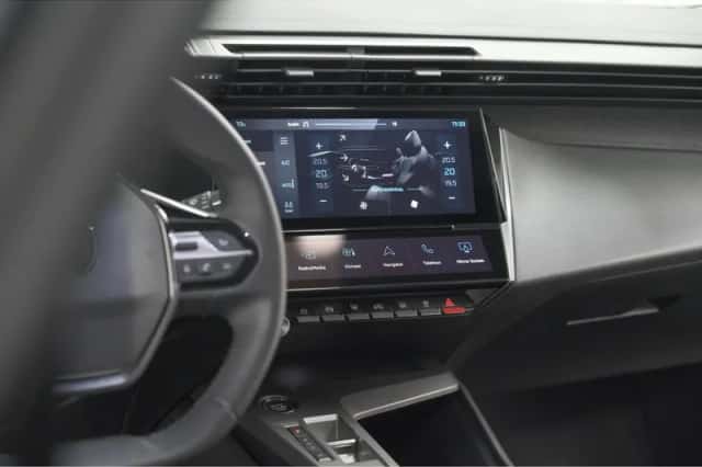 Peugeot 408 (2024) thumbnail 52