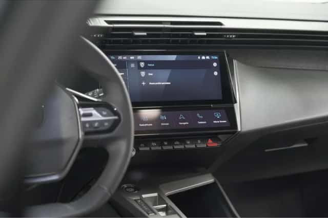 Peugeot 408 (2024) thumbnail 54