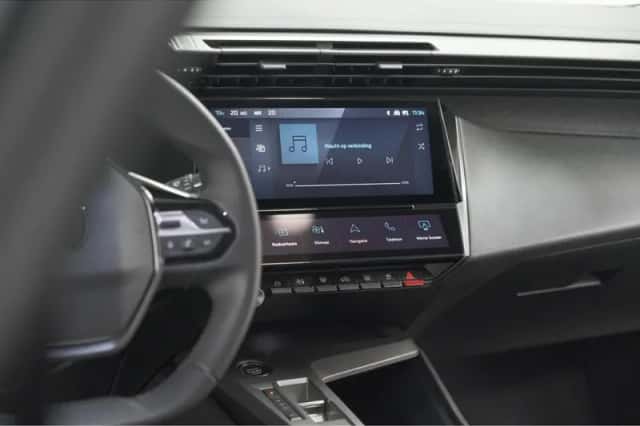 Peugeot 408 (2024) thumbnail 55