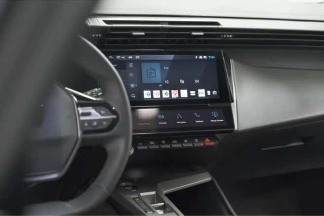 Peugeot 408 (2024) thumbnail 56