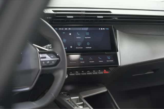 Peugeot 408 (2024) thumbnail 57