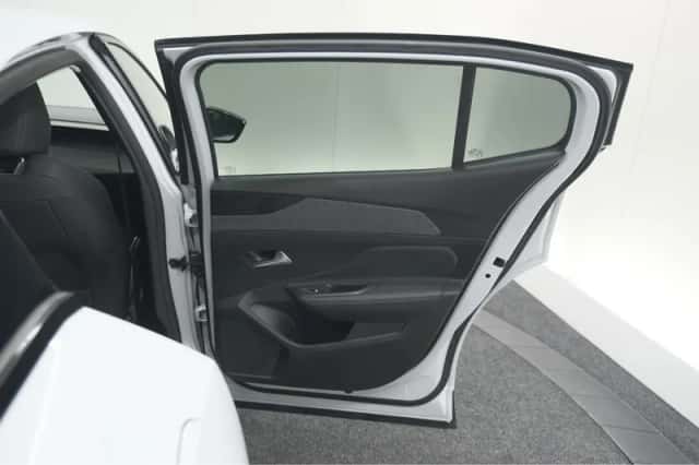 Peugeot 408 (2024) thumbnail 66