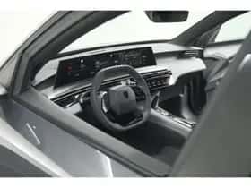 Peugeot 3008 (2025) thumbnail 3
