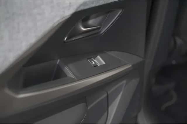 Peugeot 3008 (2025) thumbnail 23