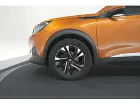 Peugeot 2008 (2021) thumbnail 13