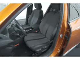 Peugeot 2008 (2021) thumbnail 18