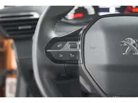 Peugeot 2008 (2021) thumbnail 23