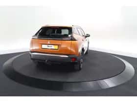 Peugeot 2008 (2021) thumbnail 9
