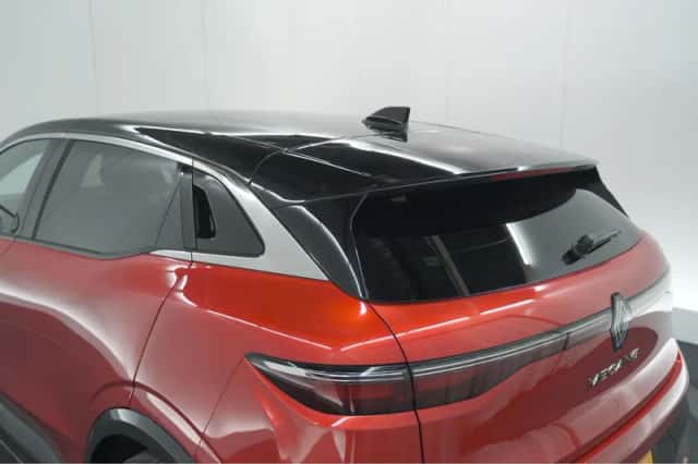 Renault Mégane E-Tech (2023) thumbnail 22