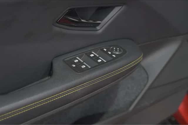 Renault Mégane E-Tech (2023) thumbnail 23