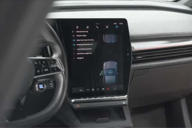 Renault Mégane E-Tech (2023) thumbnail 50