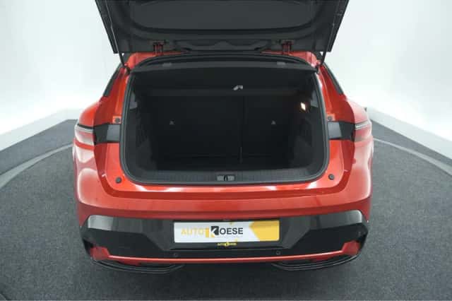 Renault Mégane E-Tech (2023) thumbnail 57