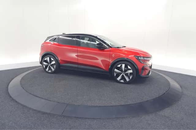 Renault Mégane E-Tech (2023) thumbnail 7