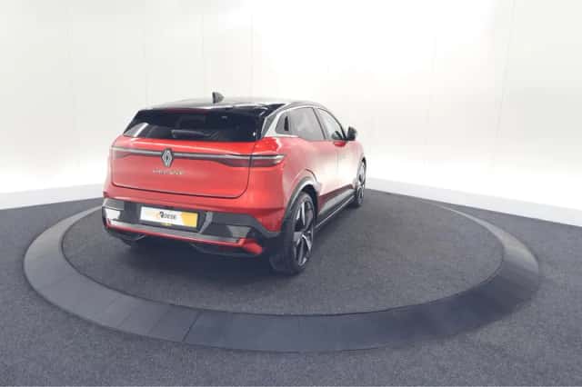 Renault Mégane E-Tech (2023) thumbnail 9