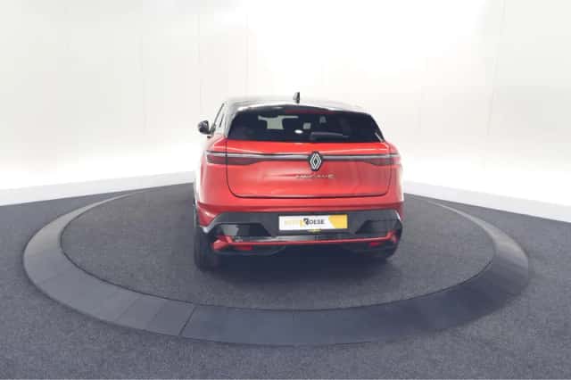 Renault Mégane E-Tech (2023) thumbnail 10