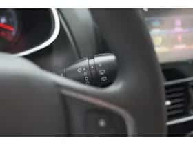 Renault Clio (2018) thumbnail 25
