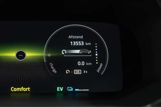 Renault Captur (2025) thumbnail 37