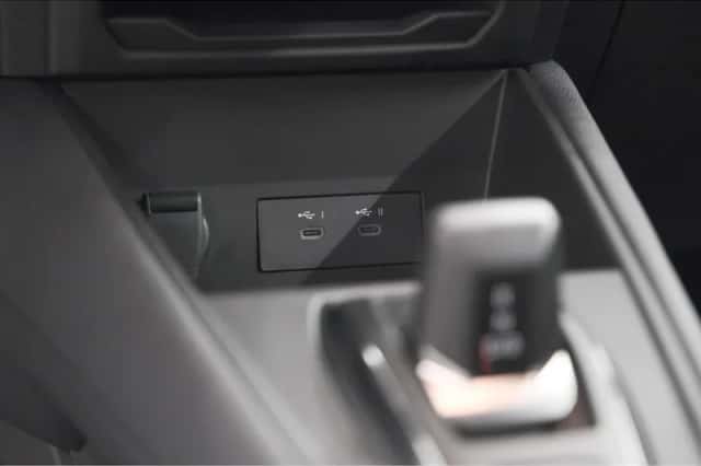 Renault Captur (2025) thumbnail 40