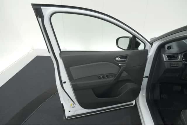 Renault Captur (2025) thumbnail 57