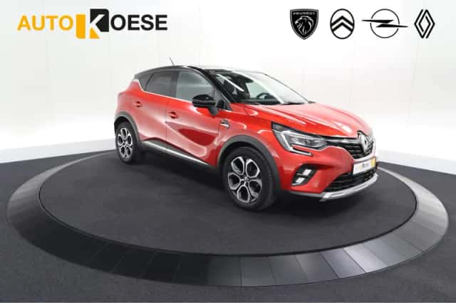 Renault Captur (2023) thumbnail 1