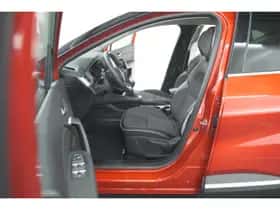 Renault Captur (2023) thumbnail 20