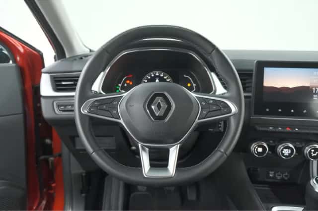 Renault Captur (2023) thumbnail 25