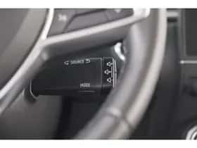 Renault Captur (2023) thumbnail 30