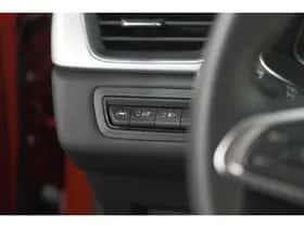 Renault Captur (2023) thumbnail 31
