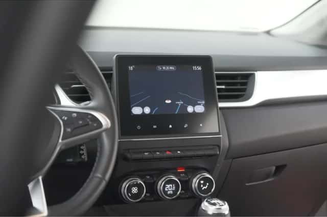 Renault Captur (2023) thumbnail 43