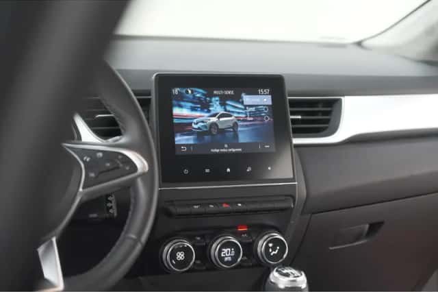 Renault Captur (2023) thumbnail 54