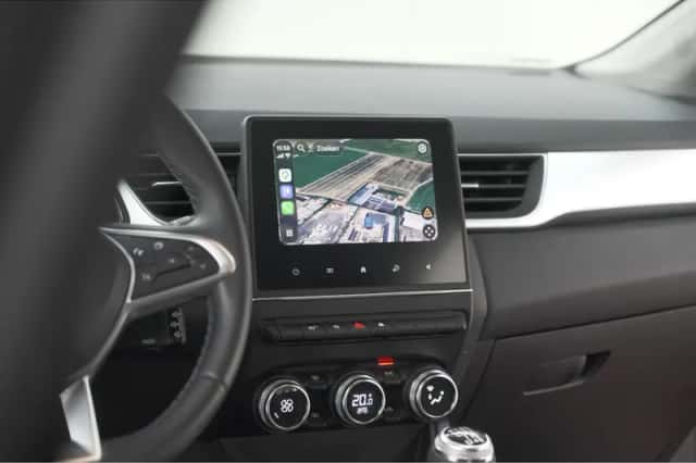 Renault Captur (2023) thumbnail 56