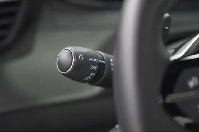 Peugeot 2008 (2024) thumbnail 35