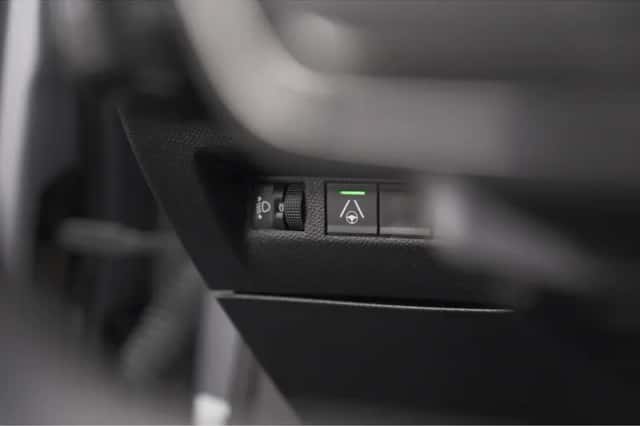 Peugeot 2008 (2024) thumbnail 38