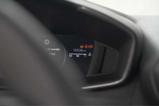 Peugeot 2008 (2024) thumbnail 41