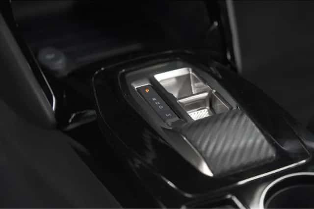 Peugeot 2008 (2024) thumbnail 43