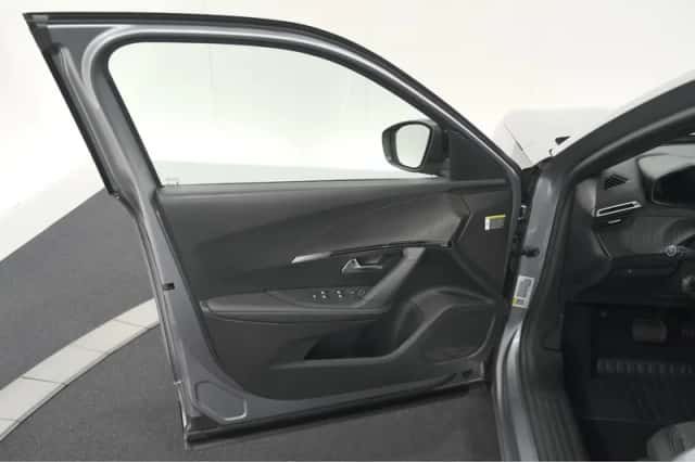Peugeot 2008 (2024) thumbnail 63