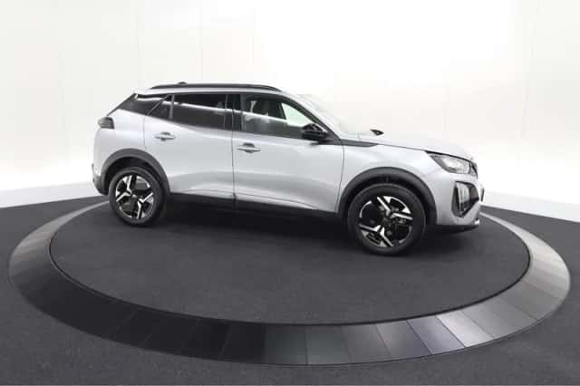 Peugeot 2008 (2024) thumbnail 8