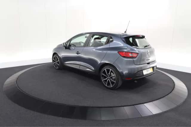 Renault Clio (2019) thumbnail 11