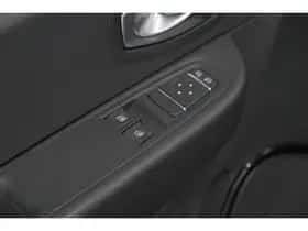 Renault Clio (2019) thumbnail 16