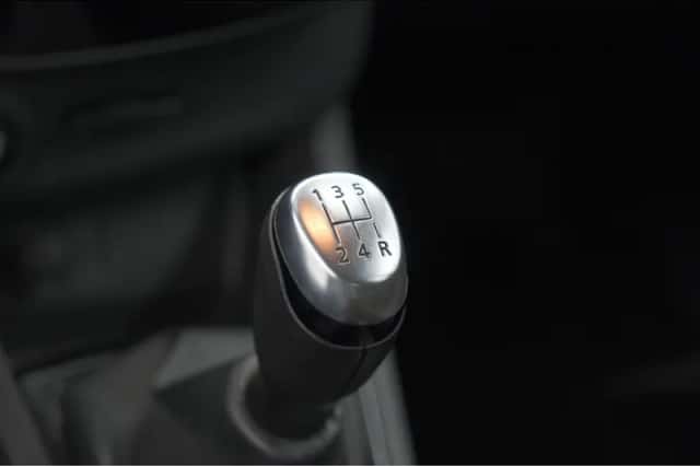 Renault Clio (2019) thumbnail 32