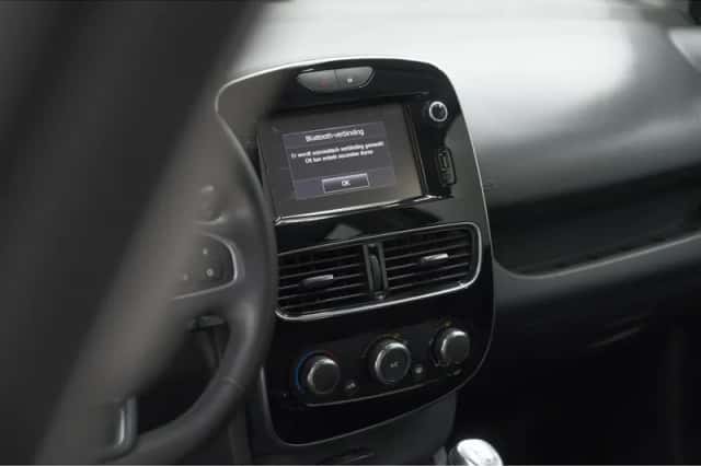 Renault Clio (2019) thumbnail 38